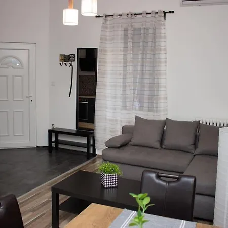Broadway B2 Apartamento Debrecen